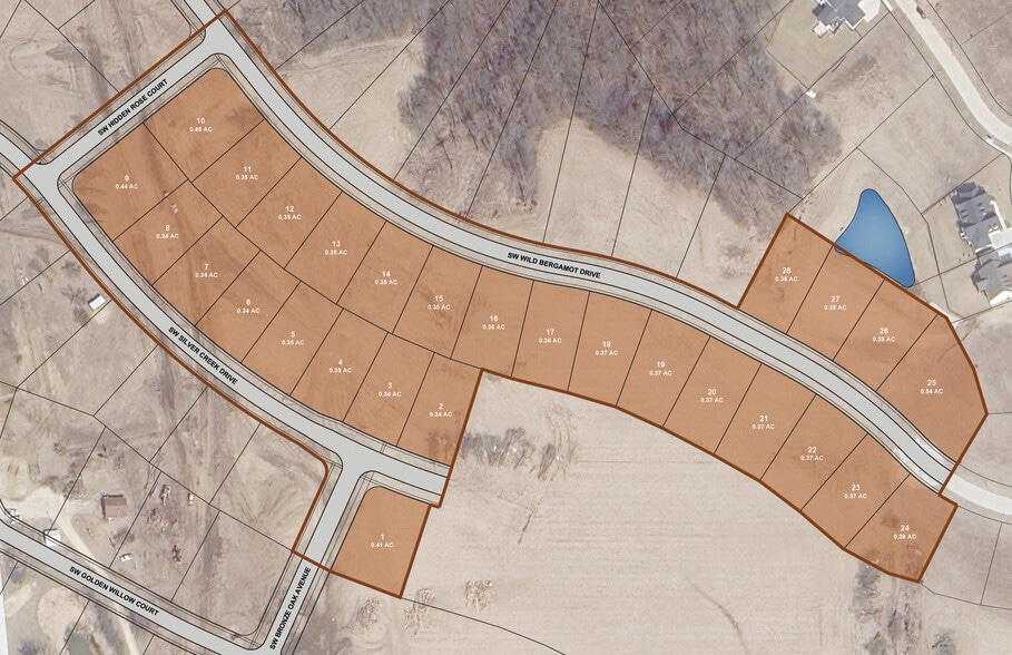 SW Wild Bergamot Drive, West Des Moines, IA à vendre - Photo du bâtiment - Image 2 de 2