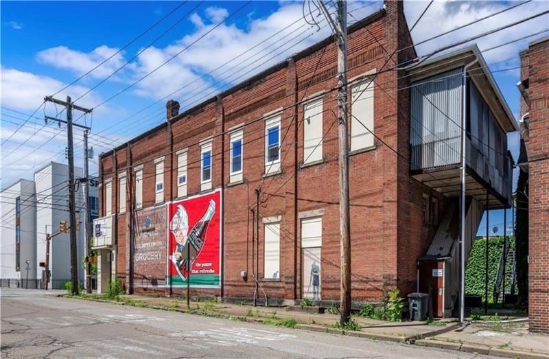 140 E Jefferson St, Butler, PA à vendre - Photo du bâtiment - Image 2 de 2
