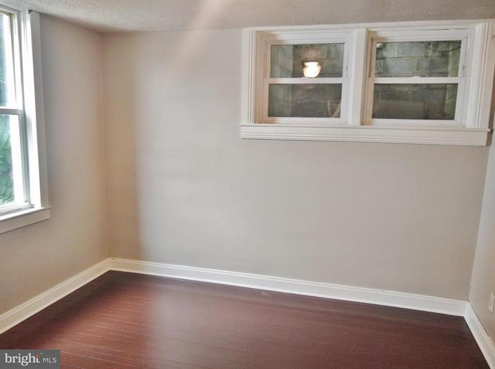 31 Main St, Glen Rock, PA à vendre - Photo du bâtiment - Image 3 de 37