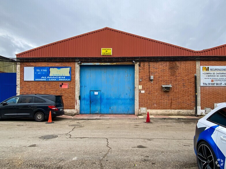 Calle Sierra Nevada, 14, Humanes de Madrid, Madrid à vendre - Photo du bâtiment - Image 2 de 3