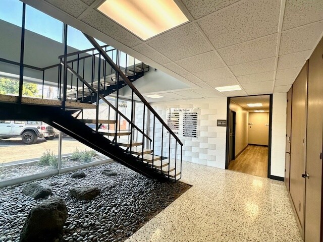 3646 Long Beach Blvd, Long Beach, CA for lease - Interior Photo - Image 2 of 9