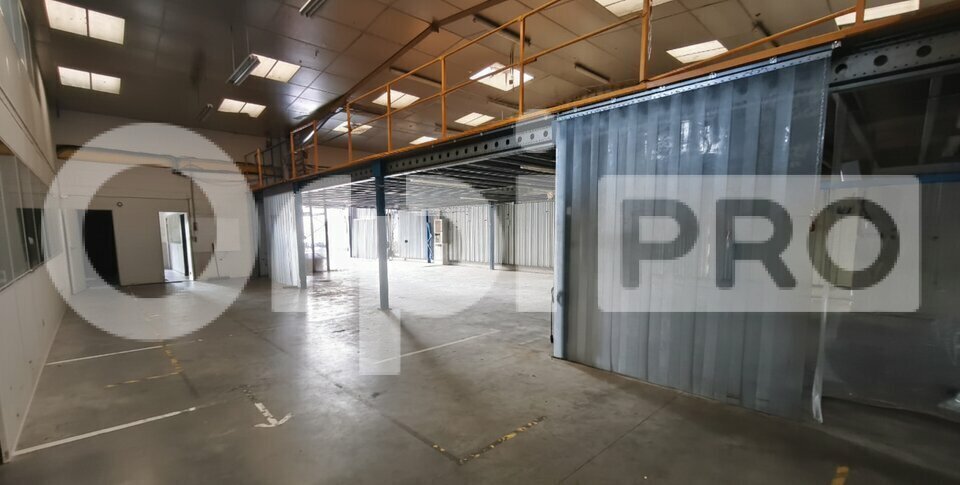 Office in Savigny-le-Temple for lease Interior Photo- Image 1 of 10