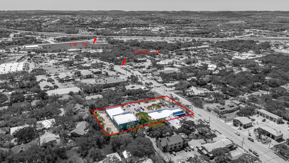1201 S Main St, Boerne, TX à vendre - Photo du bâtiment - Image 3 de 6
