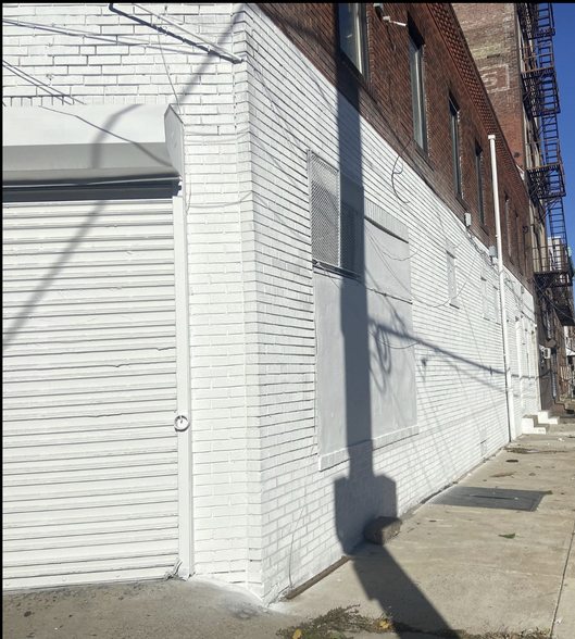 2201-2203 N Front St, Philadelphia, PA for lease - Building Photo - Image 3 of 3