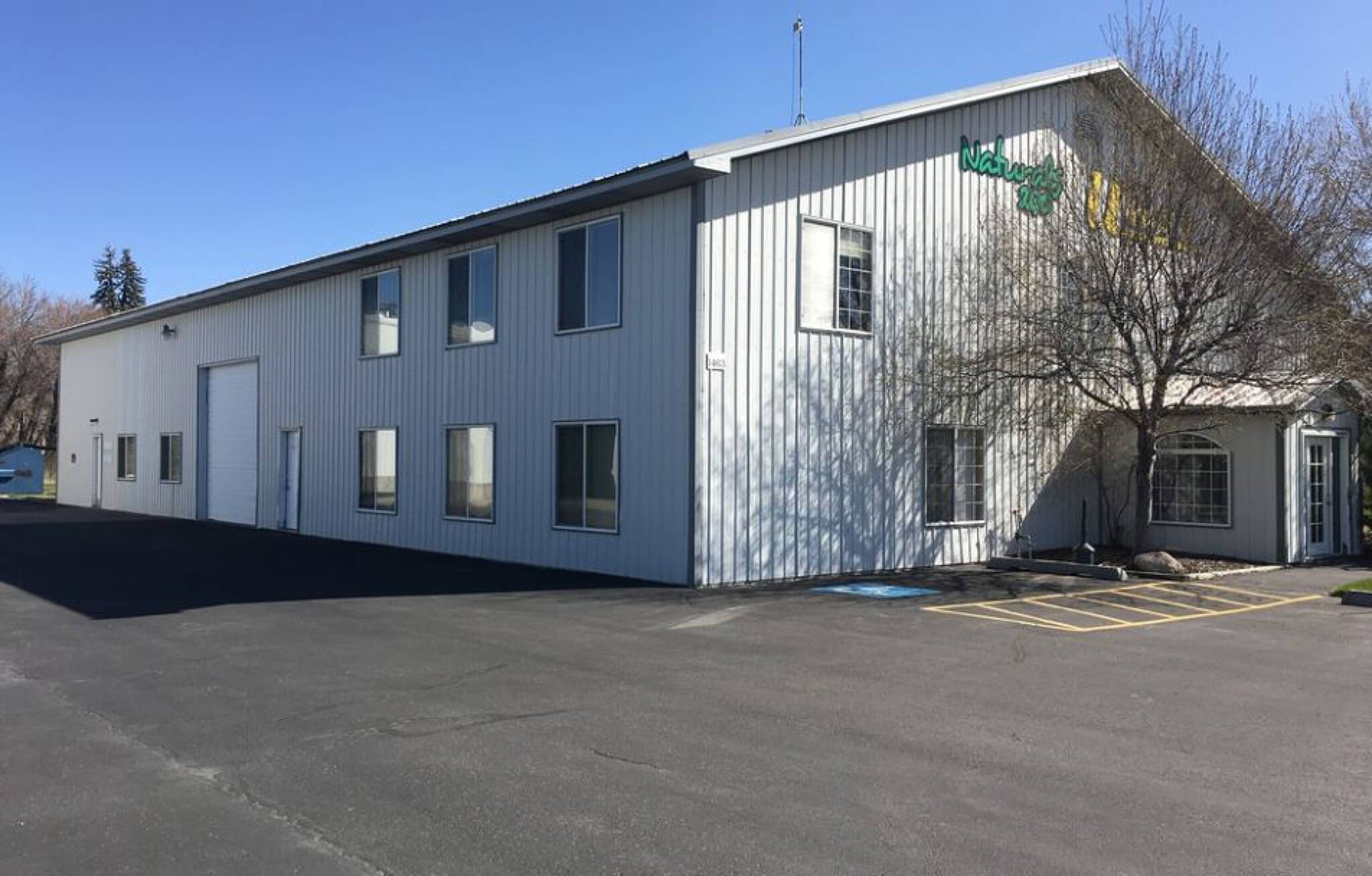 1463 Commerce Way, Idaho Falls, ID à louer Photo intérieure- Image 1 de 11