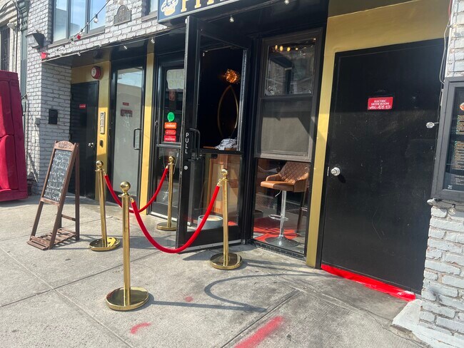 More details for 317 Union Ave, Brooklyn, NY - Retail for Lease