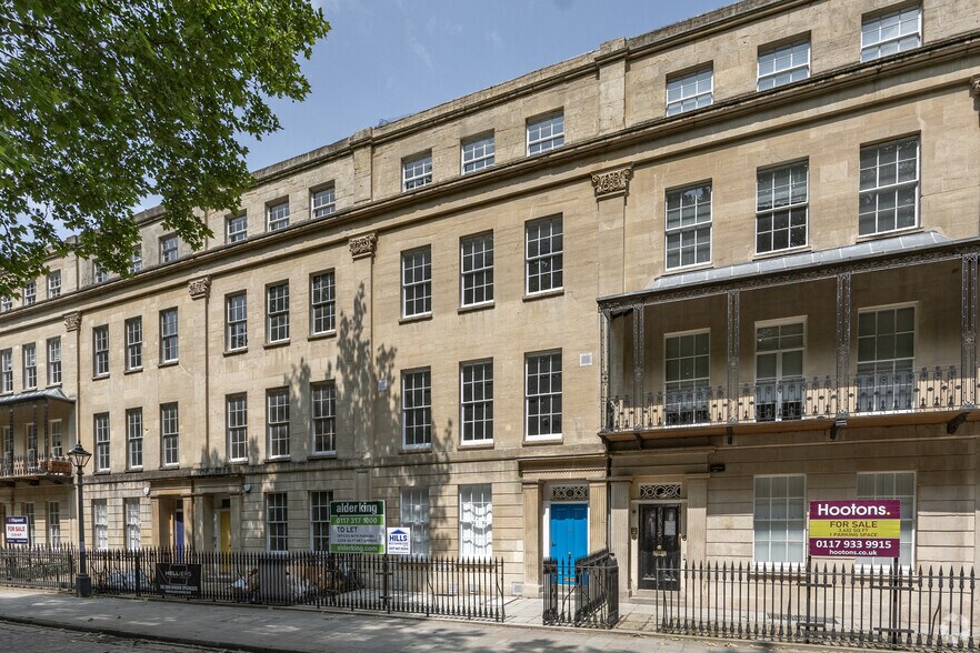 5 Queen Sq, Bristol for lease - Primary Photo - Image 1 of 3