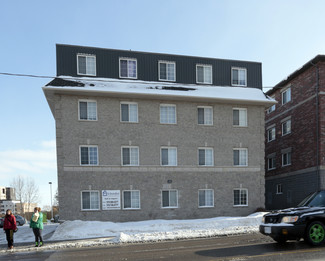 Plus de détails pour 35-37 Columbia St W, Waterloo, ON - Multi-résidentiel à vendre