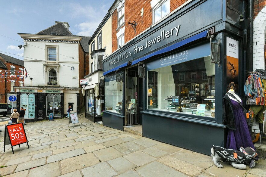 2 Victoria Sq, Ashbourne à vendre - Photo du bâtiment - Image 2 de 8