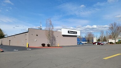 2927 Broadway St NE, Salem, OR à louer Photo du bâtiment- Image 1 de 3