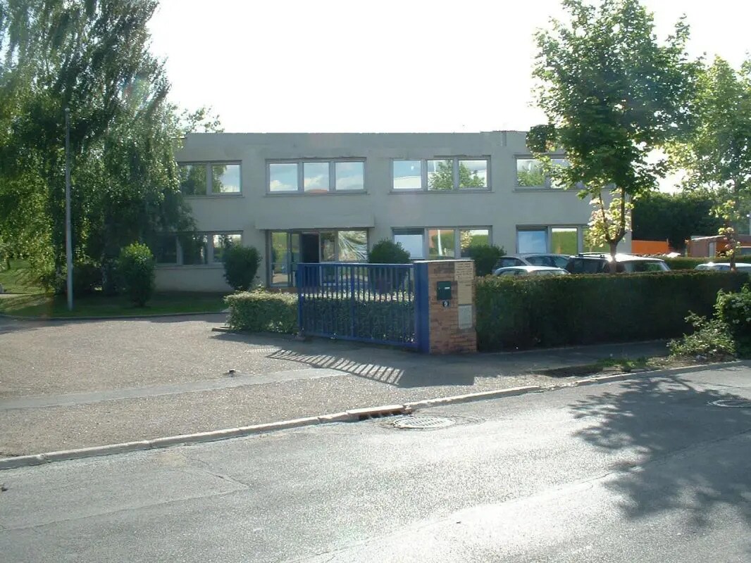 Bureau dans Herblay-sur-Seine à louer Photo du bâtiment- Image 1 de 6