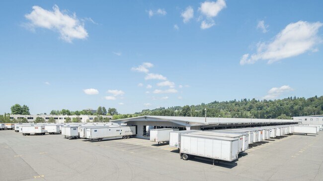 Plus de détails pour 12855 48th Ave S, Tukwila, WA - Industriel à louer