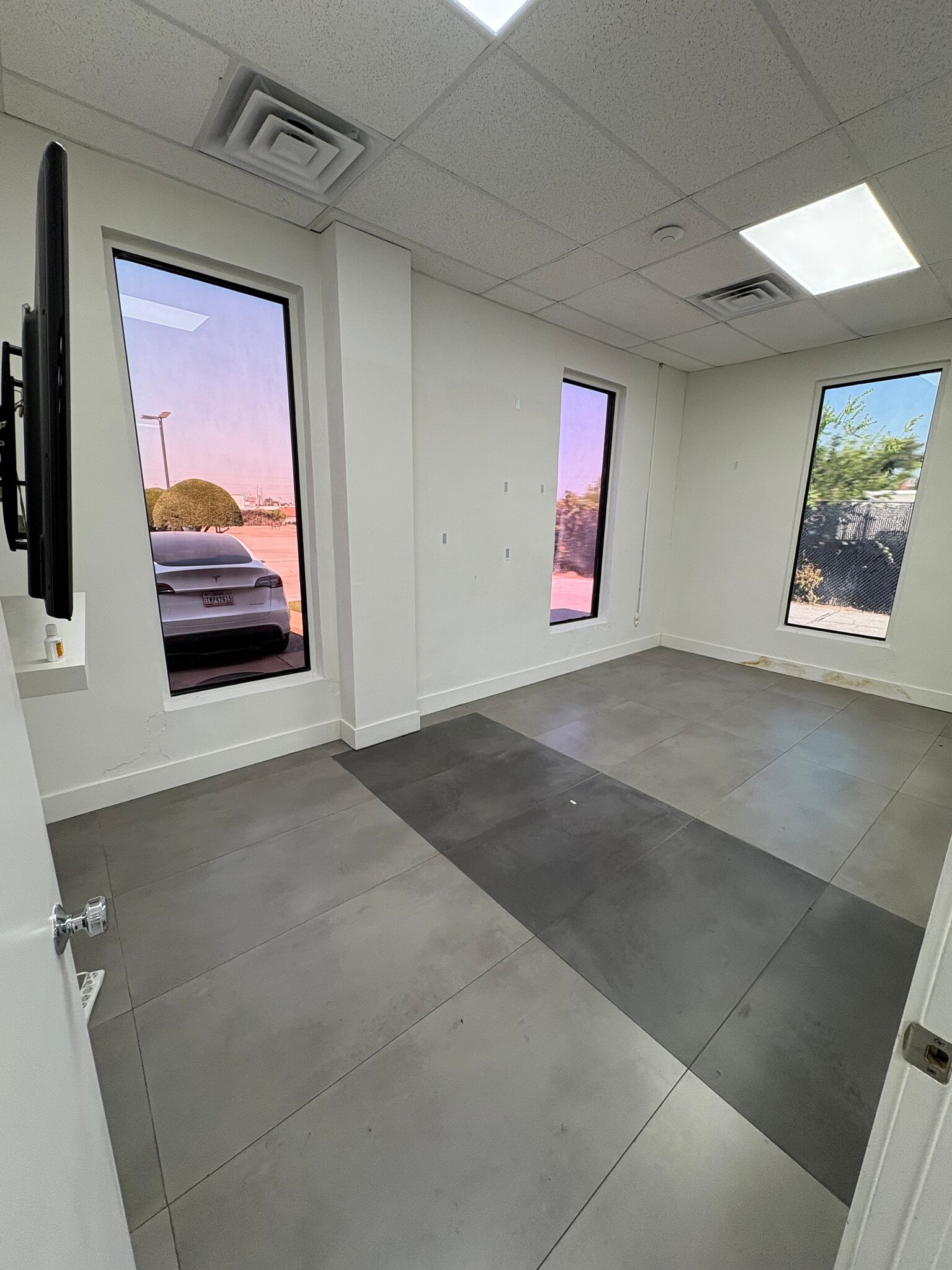 2636 Walnut Hill Ln, Dallas, TX for lease Interior Photo- Image 1 of 4