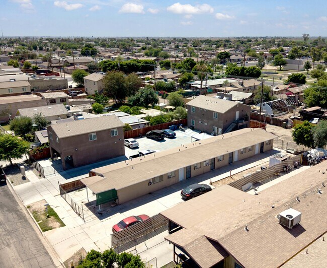 Plus de détails pour 942 G St, Brawley, CA - Multi-résidentiel à vendre