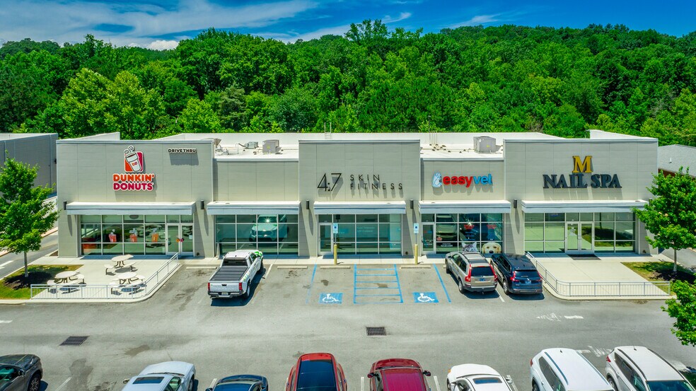 5024 Hunter Rd, Ooltewah, TN à louer - Photo du bâtiment - Image 2 de 16