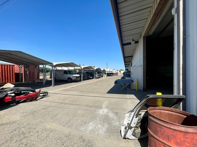 4751 N El Capitan Ave, Fresno, CA for sale - Building Photo - Image 3 of 12