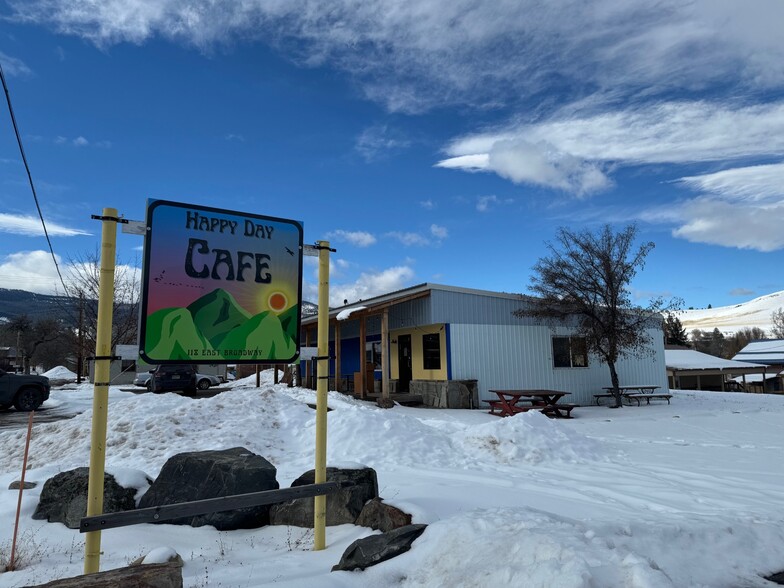 116 Broadway St, Hot Springs, MT for sale - Building Photo - Image 1 of 1