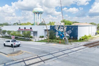 Plus de détails pour 115 NW 6th St, Fort Lauderdale, FL - Plusieurs types d'espaces à louer