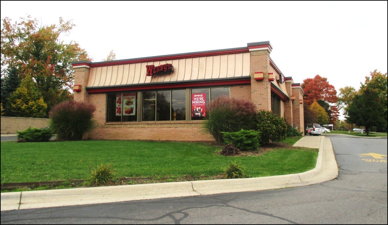 2727 Eaton Rapids Rd, Lansing, MI for lease Primary Photo- Image 1 of 3