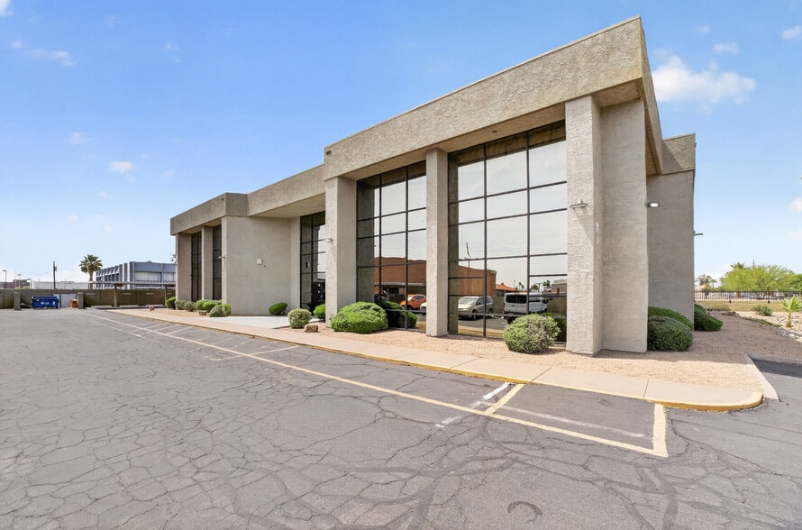 2920 N 24th Ave, Phoenix, AZ à vendre - Photo du bâtiment - Image 1 de 25