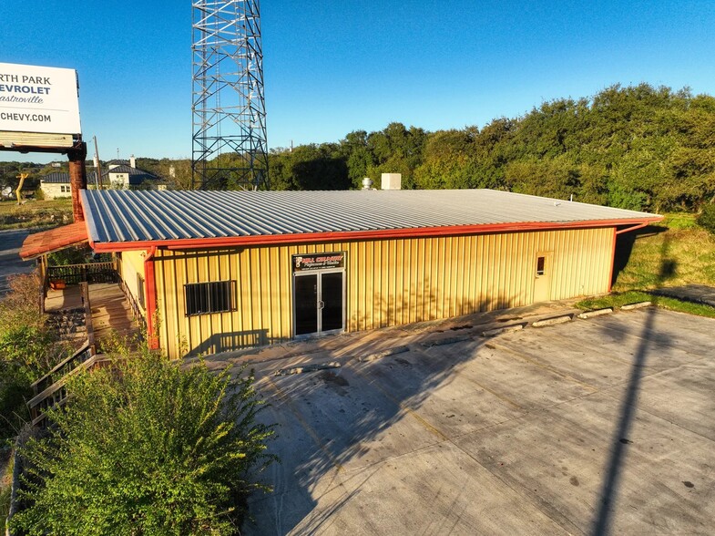 13140 US Highway 281 N, Spring Branch, TX for lease - Building Photo - Image 1 of 4