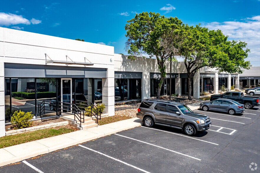 140 Heimer Rd, San Antonio, TX for sale - Building Photo - Image 2 of 6