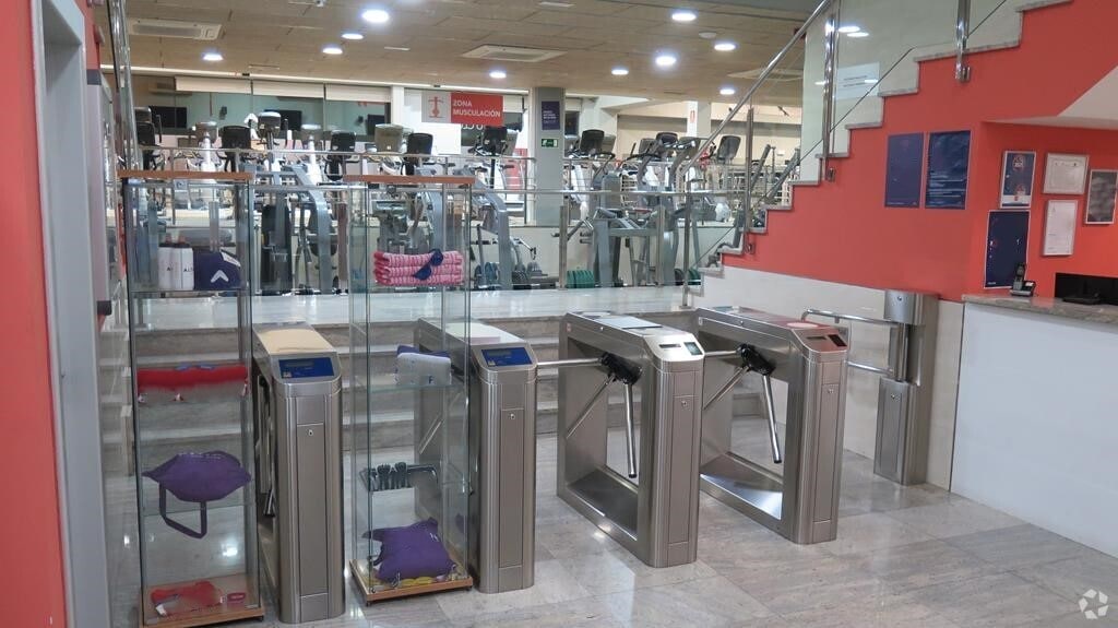 Avenida Castilla, 6, Alcalá de Henares, MAD 28804 - - - Interior Photo - Image 1 of 10