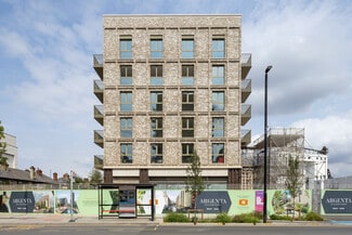 More details for 23 Rayleigh Rd, London - Retail for Lease