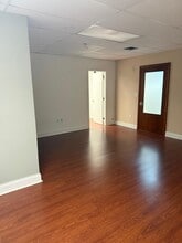 1801 Coral Way, Miami, FL for lease Interior Photo- Image 2 of 4