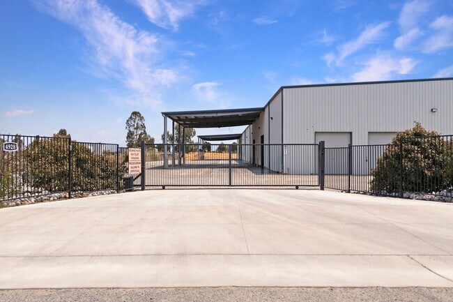 More details for 4928 Marguerite Ave, Corning, CA - Industrial for Sale