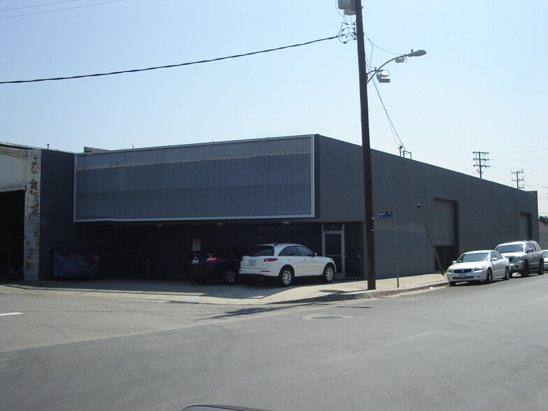 1368 Elwood St, Los Angeles, CA for lease - Building Photo - Image 1 of 7