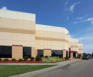 Plus de détails pour 10902-10918 Strang Line Rd, Lenexa, KS - Local d'activités à louer