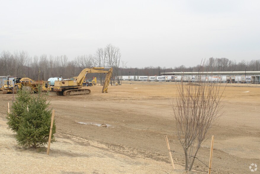 49 Thomas J Rhodes Industrial Dr, Hamilton, NJ à louer - Photo du bâtiment - Image 2 de 2