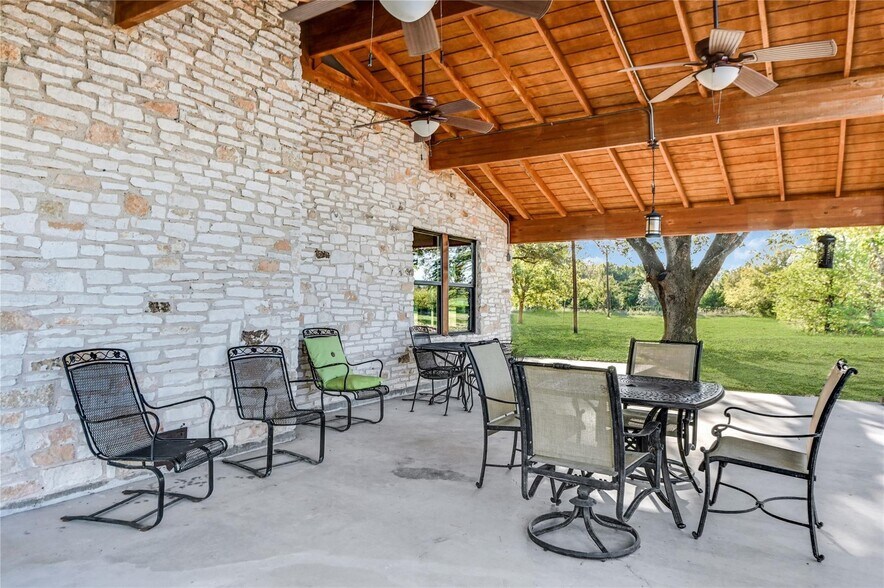 5420 Frances rd, La Grange, TX à vendre - Photo du bâtiment - Image 3 de 41