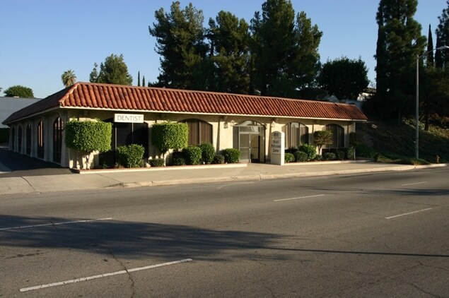 800 S Beach Blvd, La Habra, CA for lease Primary Photo- Image 1 of 4