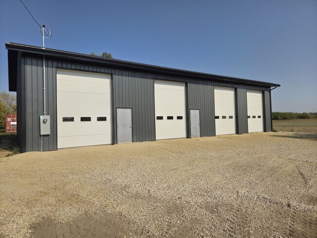 More details for 4828 46 Ave, Millet, AB - Industrial for Lease