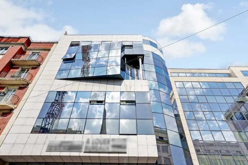 Office in Levallois-Perret for lease - Building Photo - Image 2 of 12