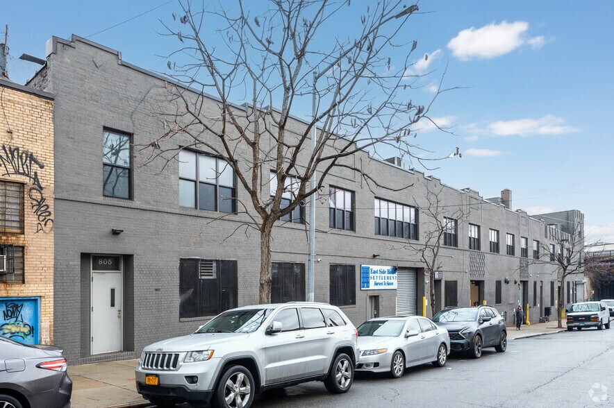 805 E 139th St, Bronx, NY à louer - Photo principale - Image 1 de 32