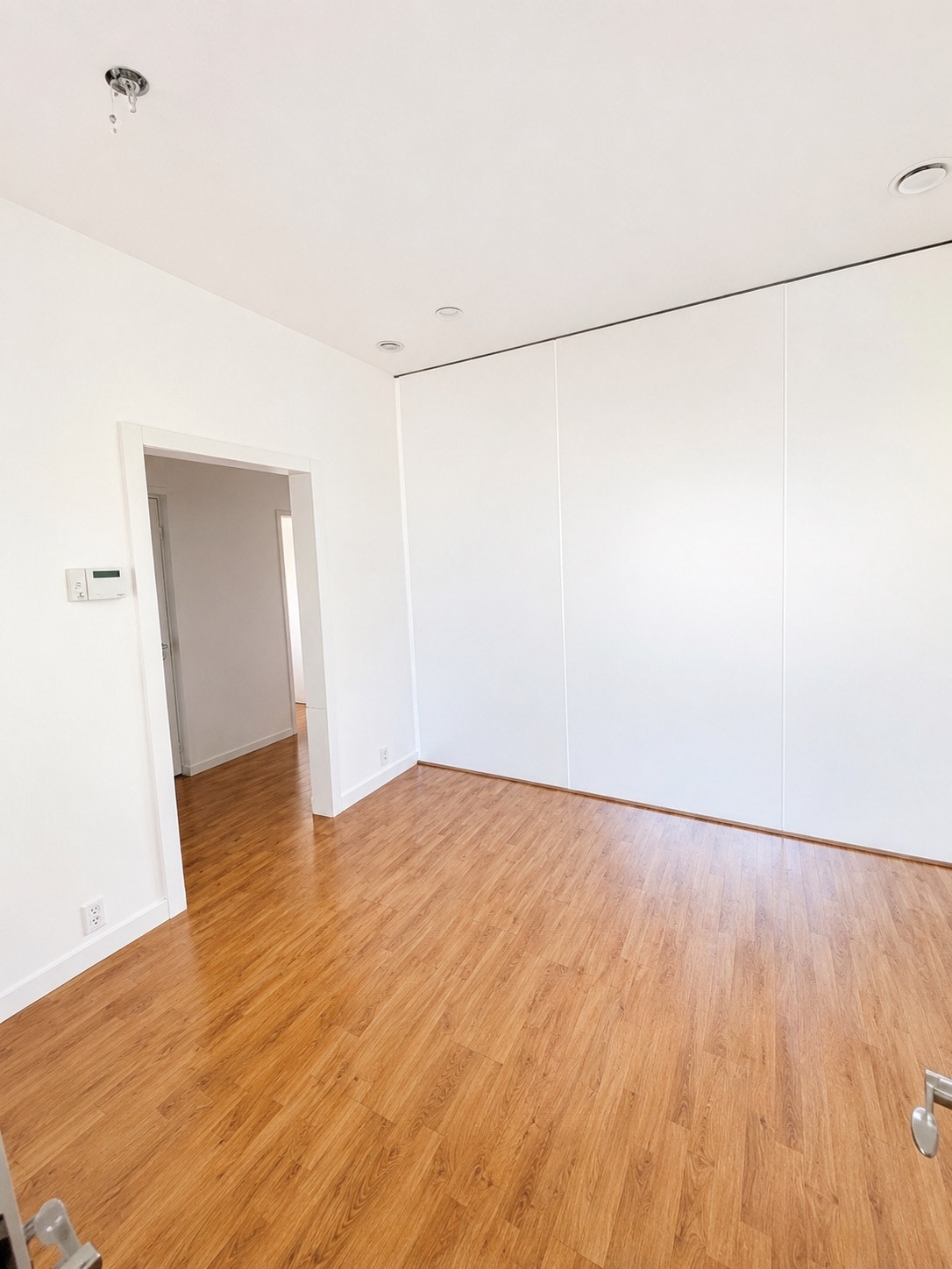 8909 W Olympic Blvd, Beverly Hills, CA for lease Interior Photo- Image 1 of 2