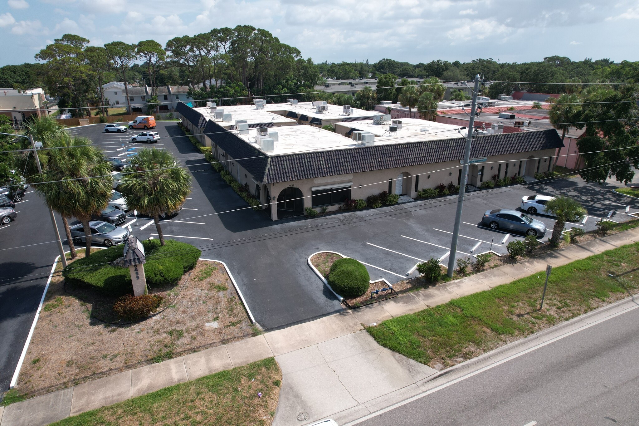 6499 38th Ave N, Saint Petersburg, FL for lease Primary Photo- Image 1 of 5