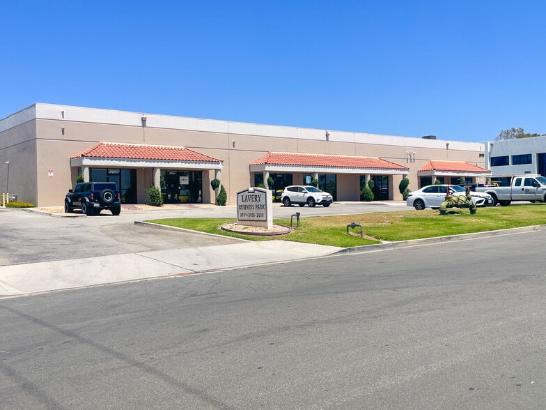 2631 Lavery Ct, Newbury Park, CA à louer - Photo du bâtiment - Image 2 de 13