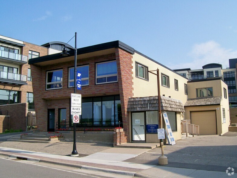 4030-4032 Shoreline Dr, Spring Park, MN à louer - Photo du bâtiment - Image 2 de 43