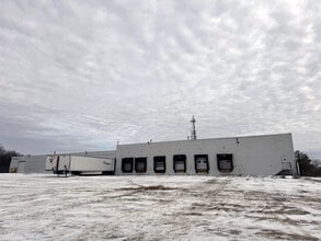 880 W Waterloo Rd, Akron, OH for lease Building Photo- Image 1 of 7