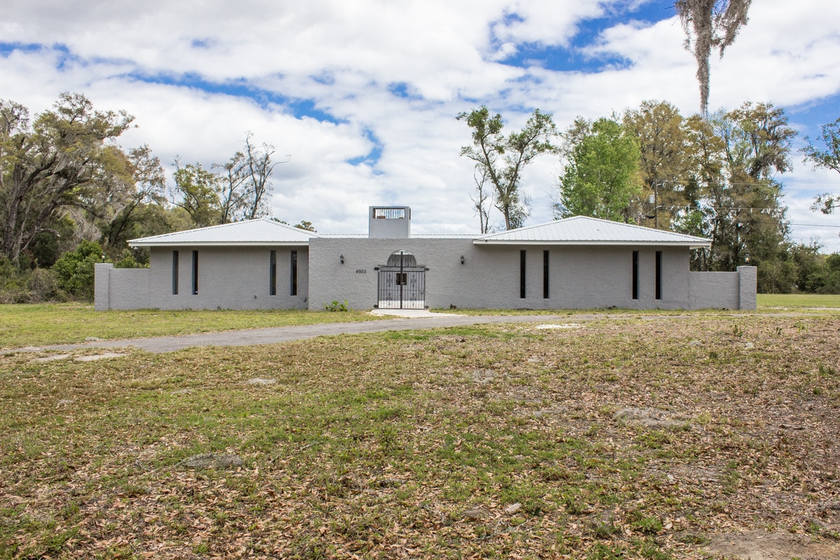 4925 N US Highway 441 portfolio of 2 properties for sale on LoopNet.ca Building Photo- Image 1 of 20