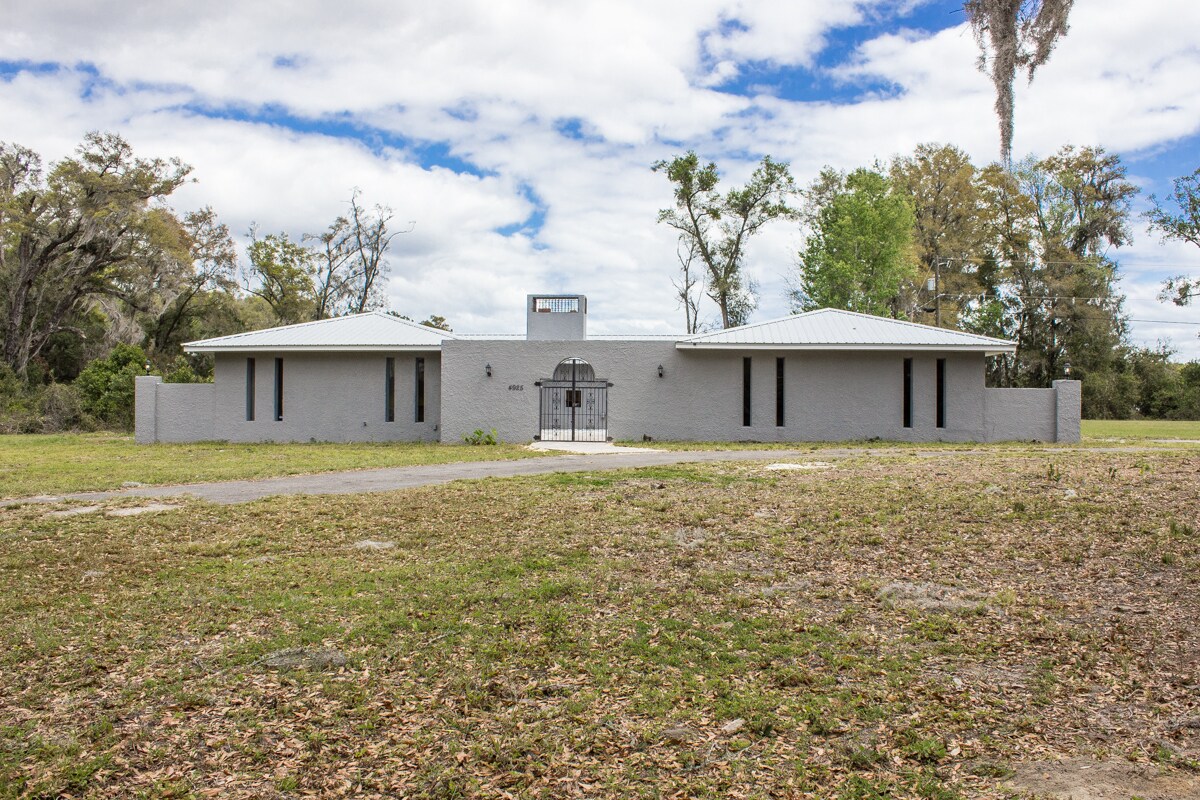 4925 N US Highway 441 portefeuille de 2 propriétés à vendre sur LoopNet.ca Photo du bâtiment- Image 1 de 20