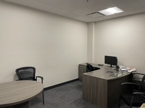 300 Ballardvale St, Wilmington, MA à louer Photo intérieure- Image 2 de 16