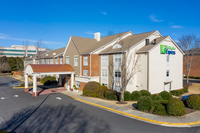 More details for 2950 Mansell Rd, Alpharetta, GA - Hospitality for Sale