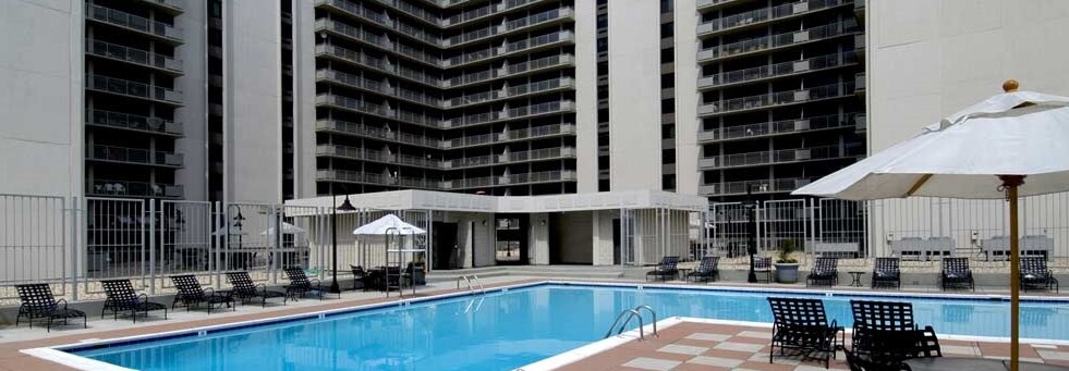 320 23rd St S, Arlington, VA for lease - Building Photo - Image 2 of 126