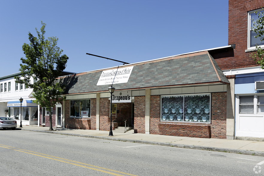 20 Main St, Lisbon Falls, ME à vendre - Photo principale - Image 1 de 1