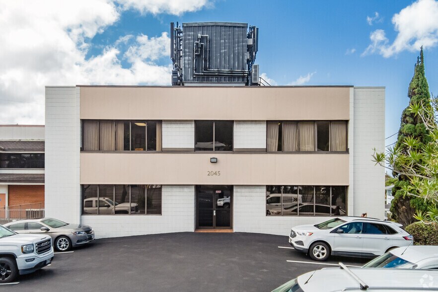 2045 Kamehameha IV Rd, Honolulu, HI à vendre - Photo du bâtiment - Image 3 de 5